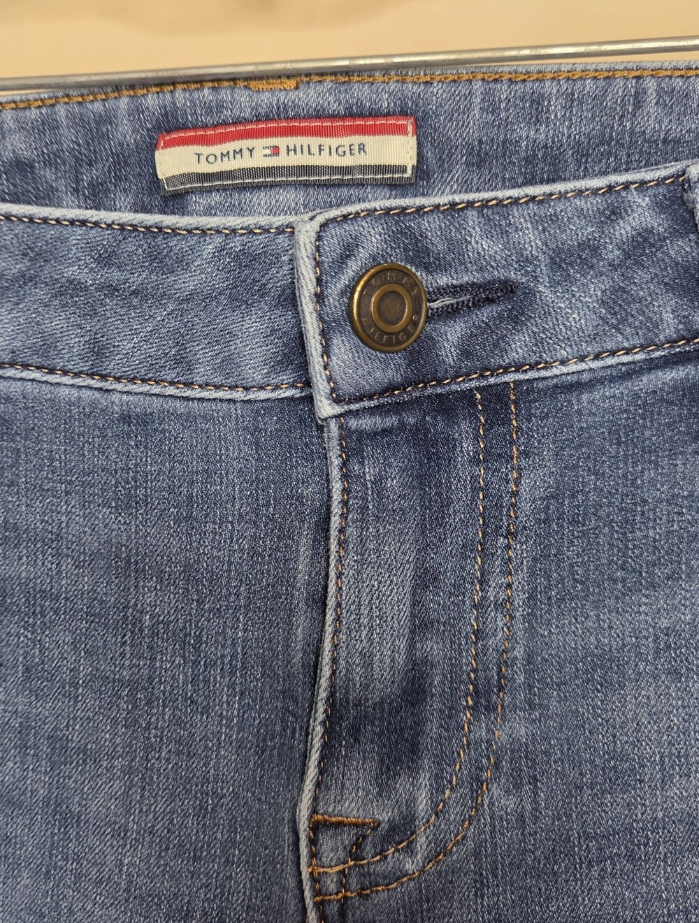 Tommy Hilfiger Slim Fit Women's Skinny Jeans Legging Size 8 - Picture 3 of 15